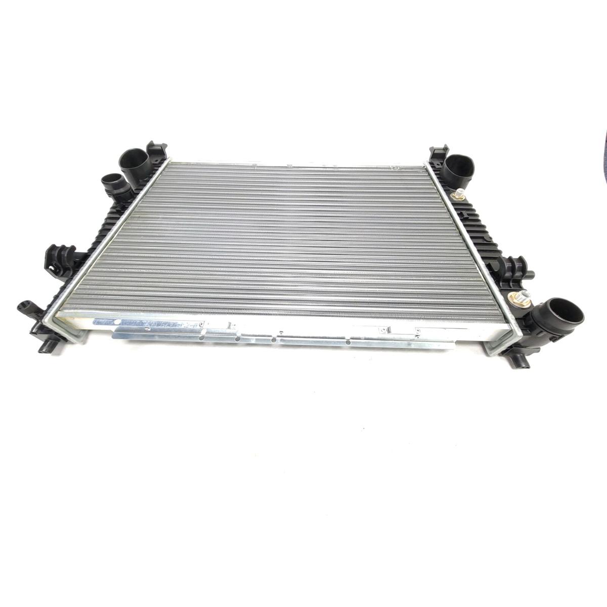 Radiator For 00-06 CL500 00-06 S430 00-06 S500 01-04 S600 SL500 04-09 SL600