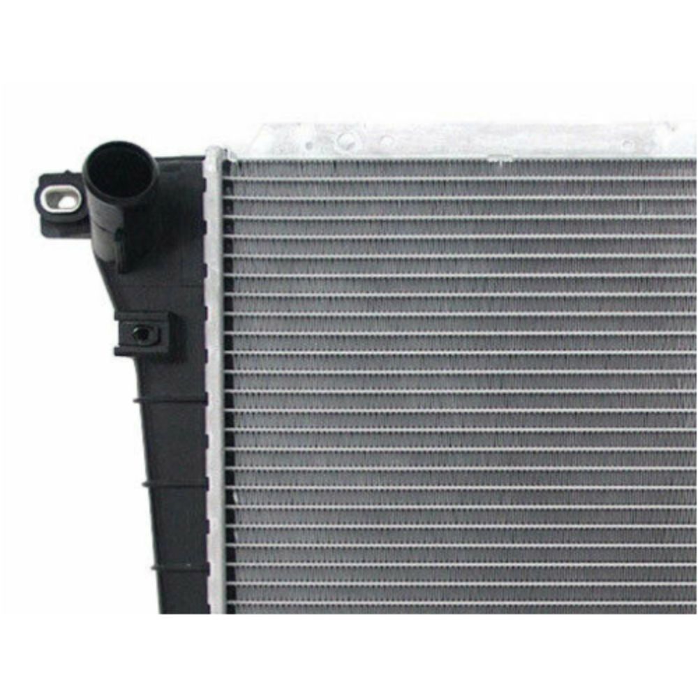 Radiator For 98 Ford F-100 Ranger 98-01 Ford Ranger 98-01 Mazda B2500 2.5L 4CYL