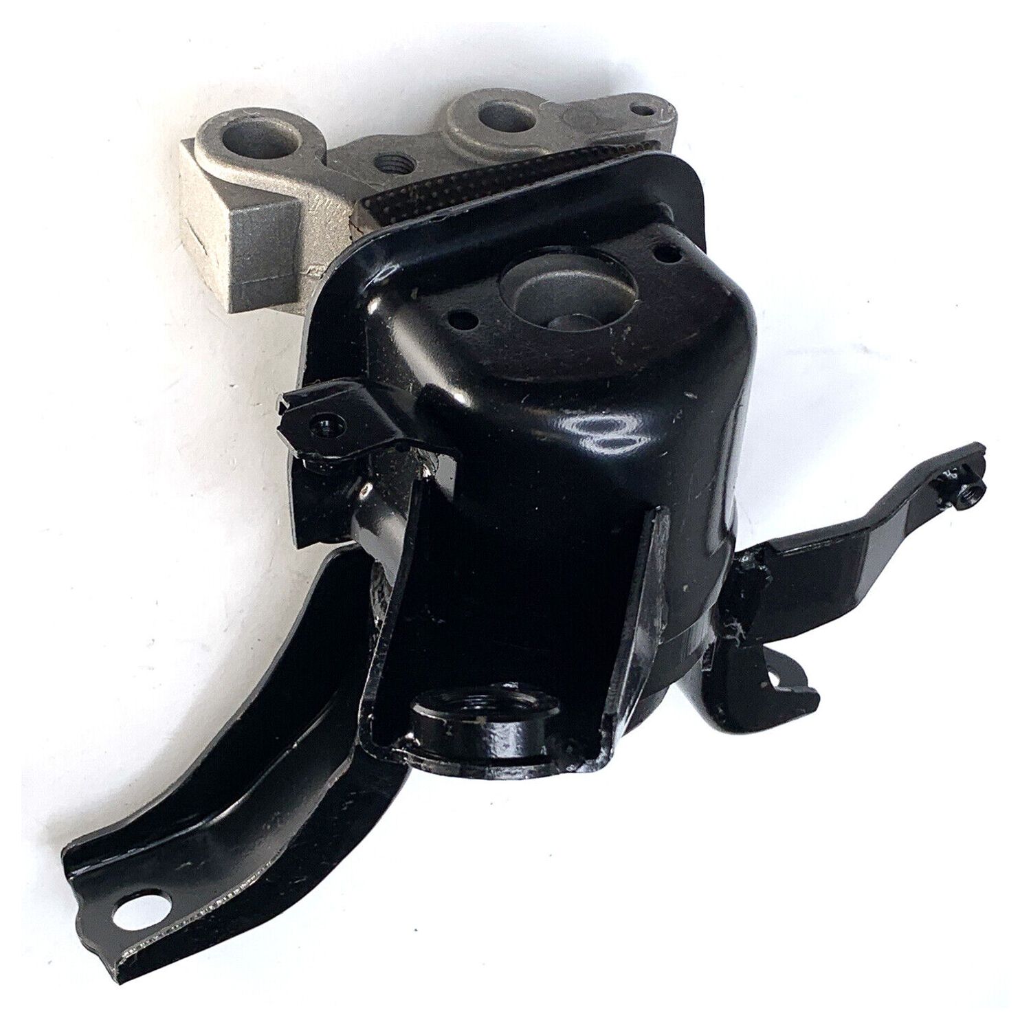 Front Right Engine Motor Mount For 2014-2015 CT200h F Sport A86500-9675 1.8L