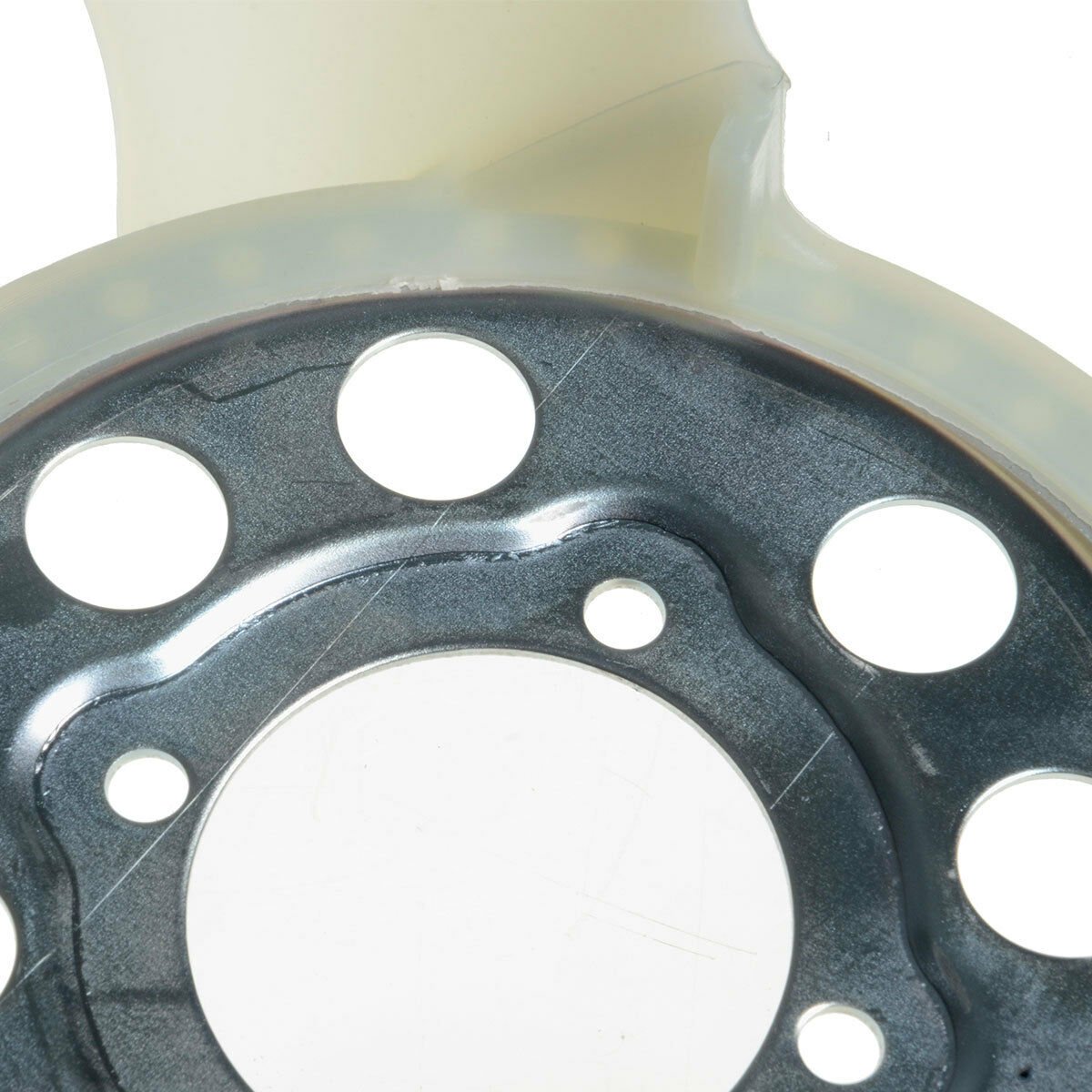 Engine Cooling Fan Blade For 2009-2016 Chrysler Dodge Ram