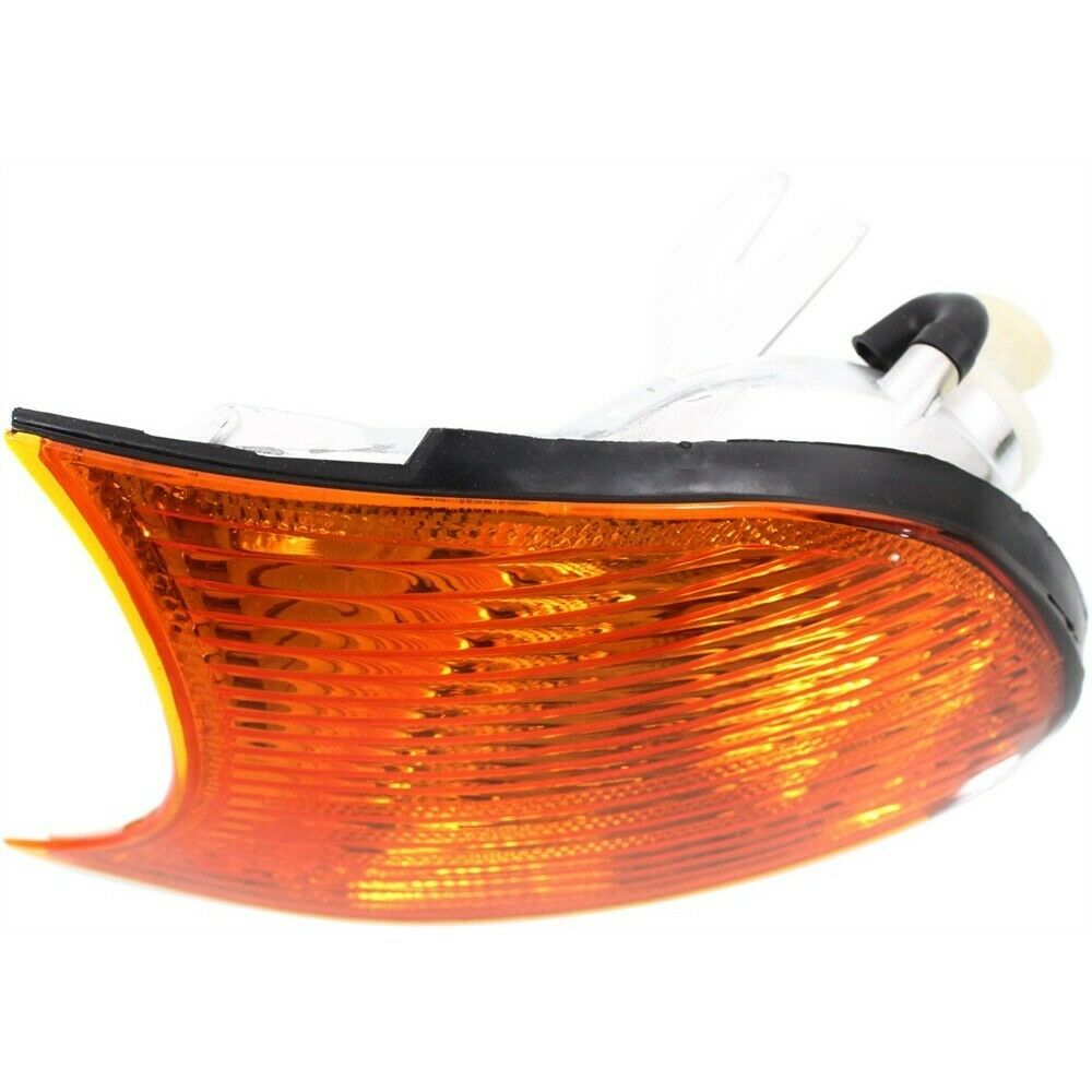 Corner Light For 2002-2003 BMW 325Ci 2002-2003 BMW 330Ci Driver Side W/ Bulb