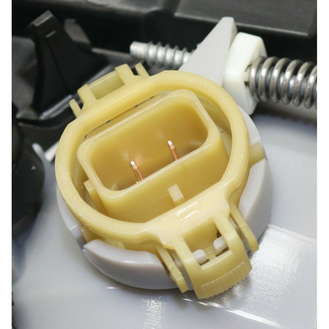 Fog Light For 2011-2013 Durango 2011-2013 Compass Front Driver Or Passenger Side