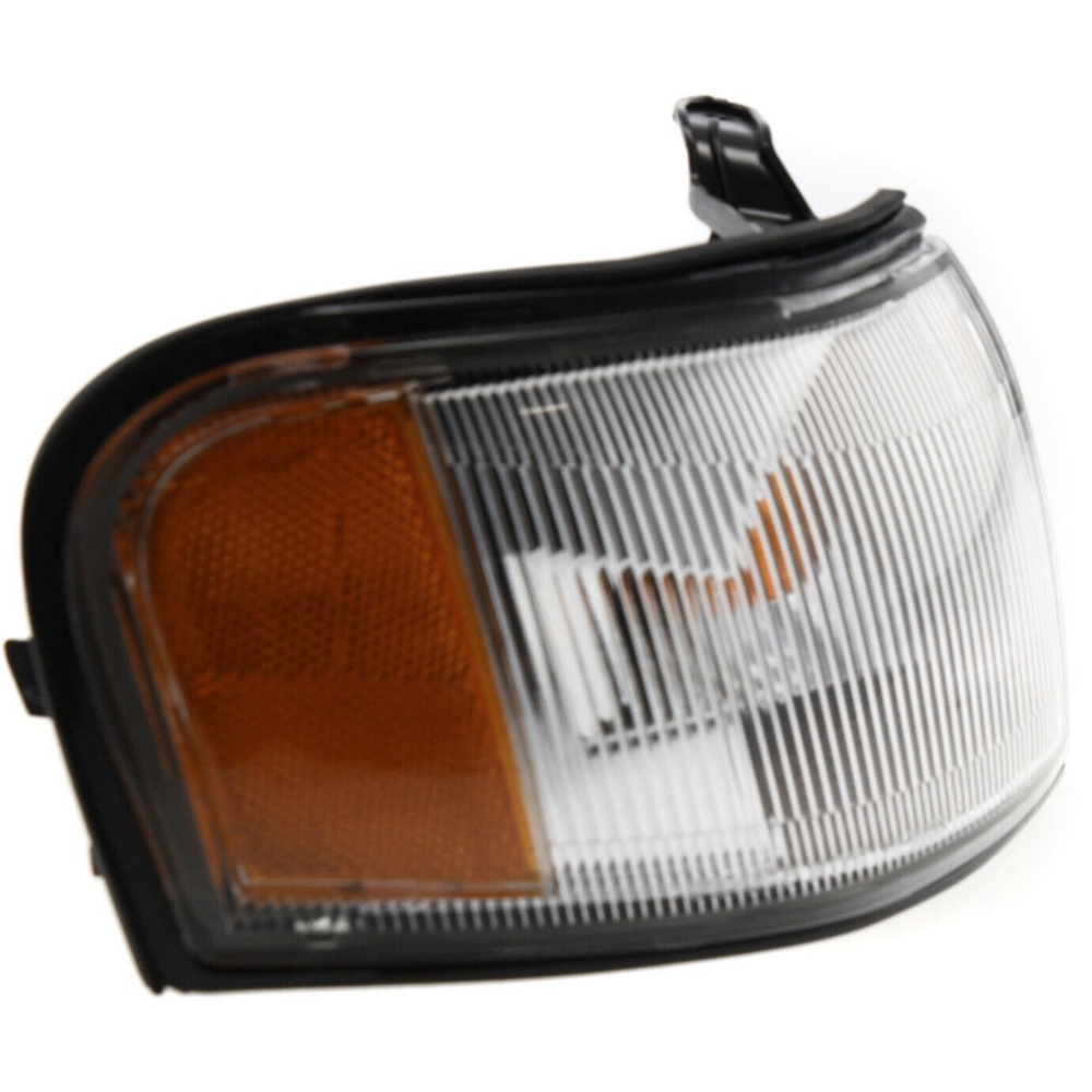 Corner Light For 95-98 200SX Coupe 95-99 Sentra Sedan Passenger Side With Bulb