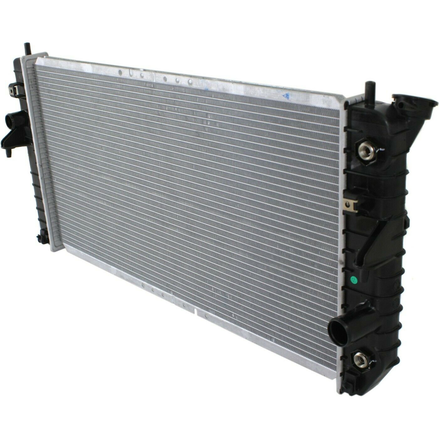Radiator For 2000-2005 LeSabre Sedan 2000-2005 Bonneville Sedan 3.8 3.8 2348