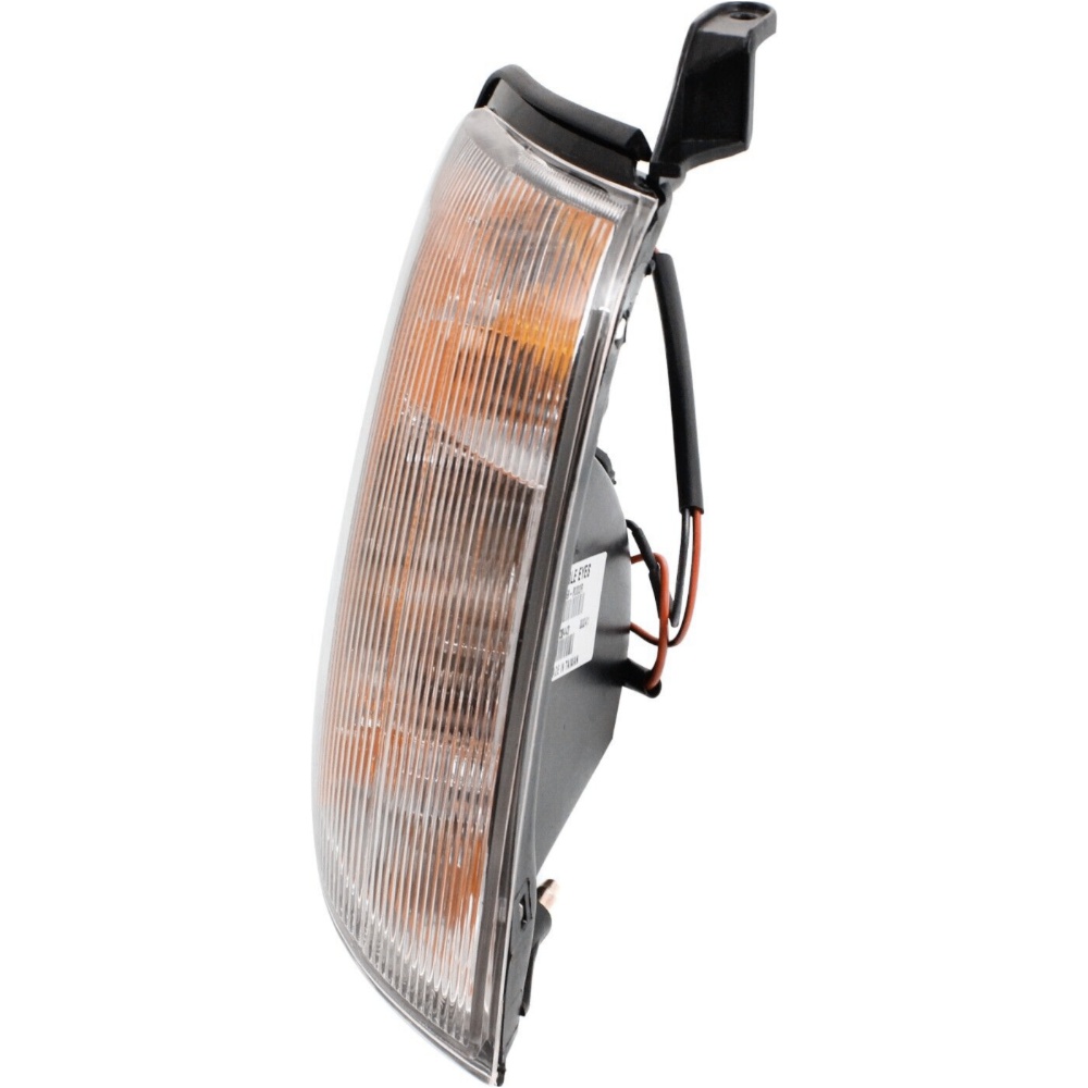 Corner Light For Nissan Frontier Xterra Passenger Side Incandescent W/ Bulb