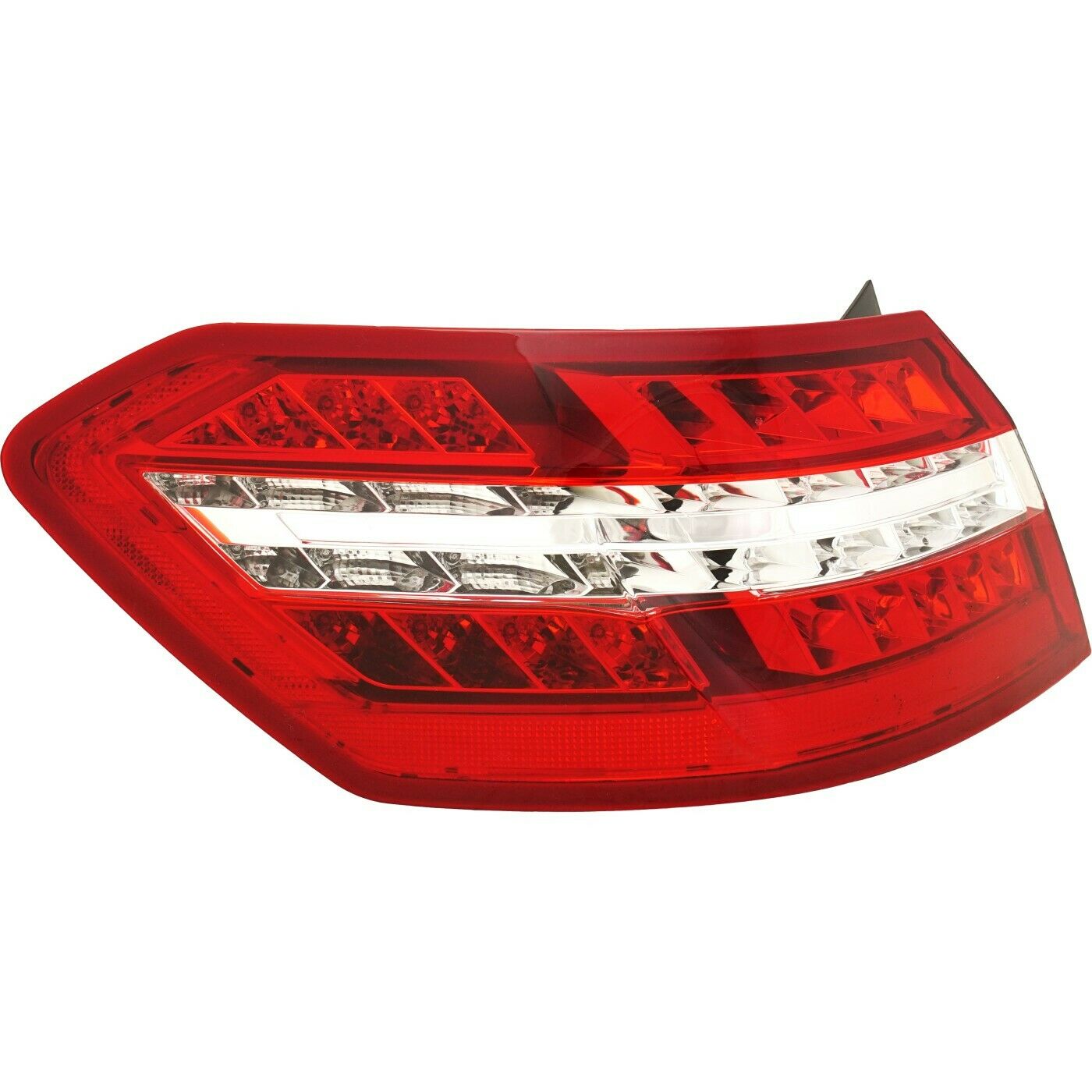 Tail Light For 12-13 E300 10-13 E350 13 E400 10-13 E550 10-13 E63 LH Outer Sedan