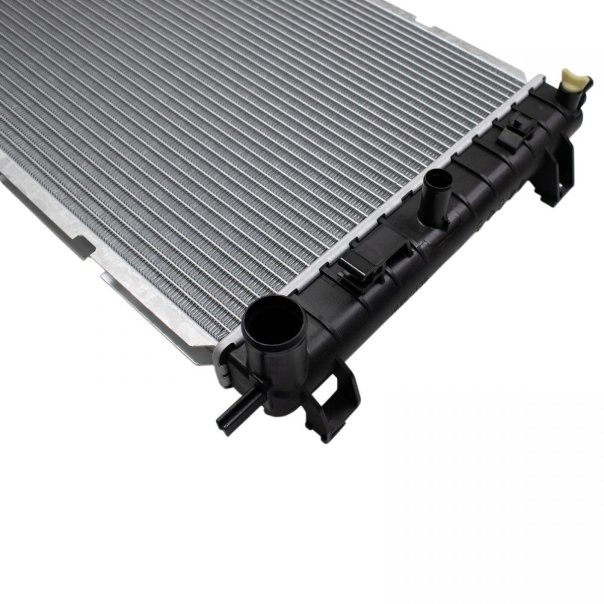 Radiator For 2004-2010 Malibu 2005-2010 G6 2007-2008 Aura 3.5L 3.9L V6