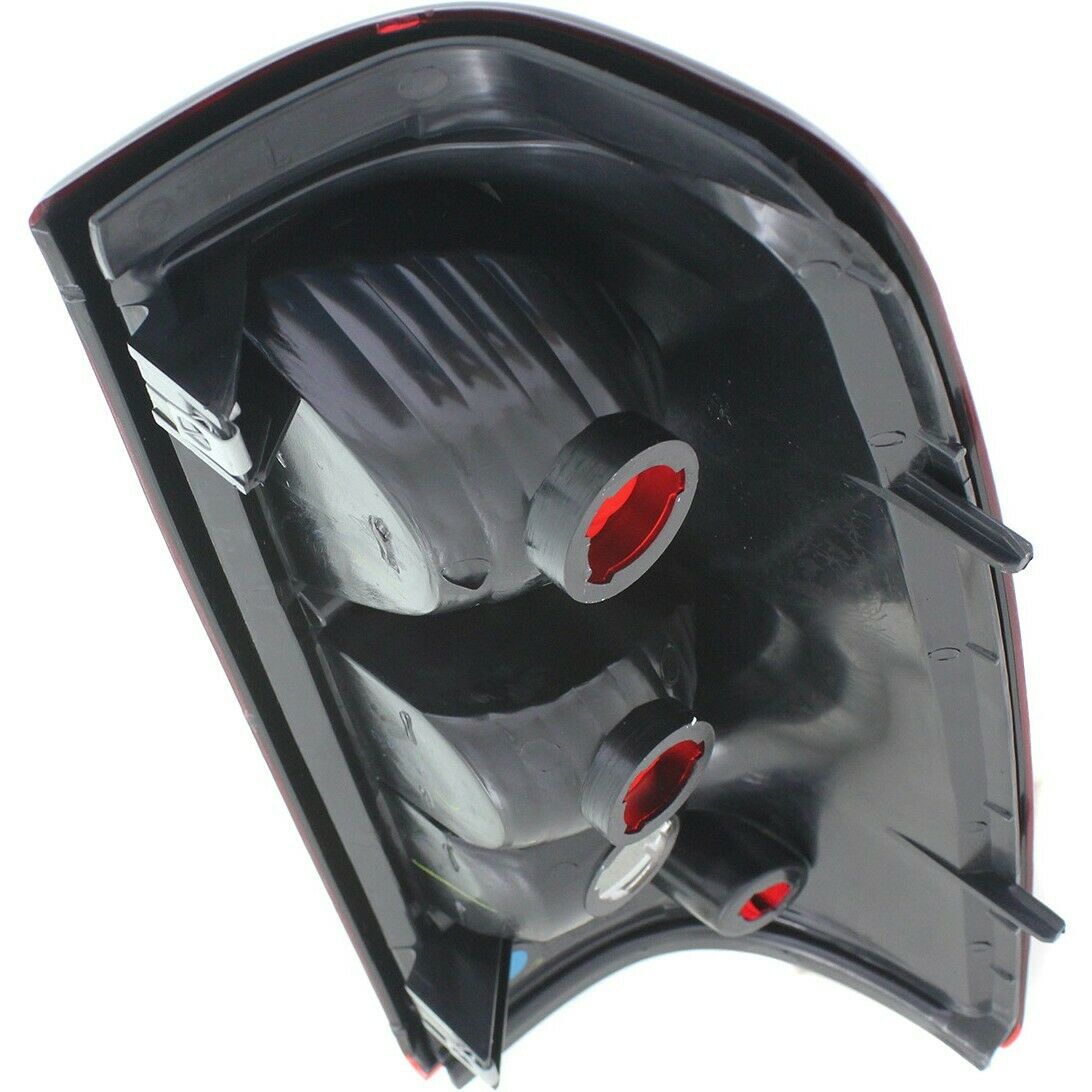 19169004-PFM Tail Light Lamp Left Hand Side For Chevrolet Driver LH Styleside