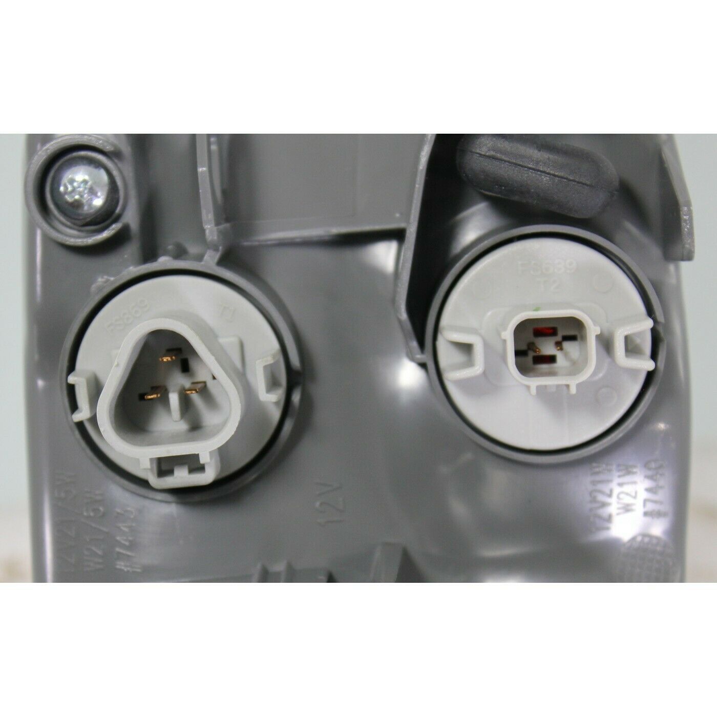 Tail Light For Acura 2013-2015 ILX Sedan Passenger Side Outer Body Mounted