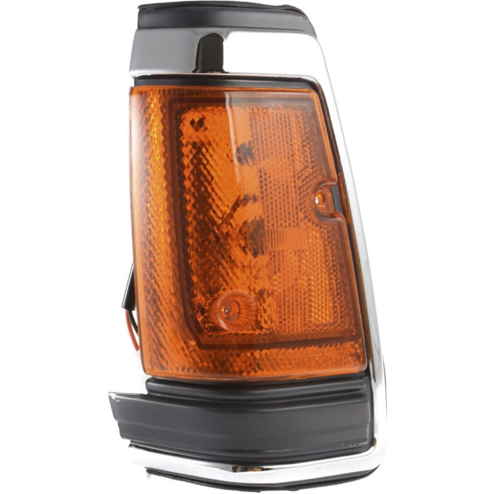Corner Light For Nissan 1983-1986 720 720 W/ Chrome Trim Driver Side