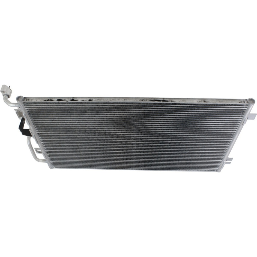 AC Condenser For 1995-2005 Chevrolet Cavalier 1995-2005 Pontiac Sunfire 52494197