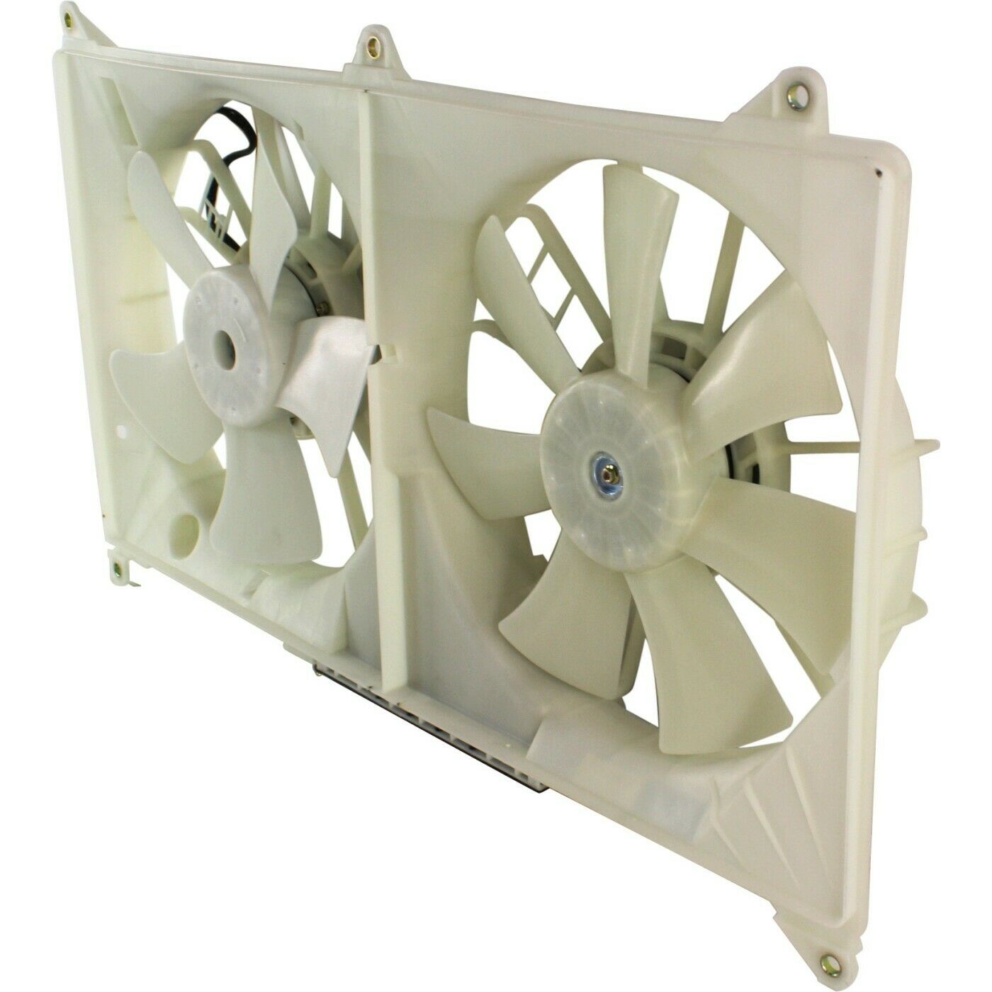 Radiator Cooling Fan For 1998-05 GS300 Base Sedan 1998-00 GS400 Base Sedan