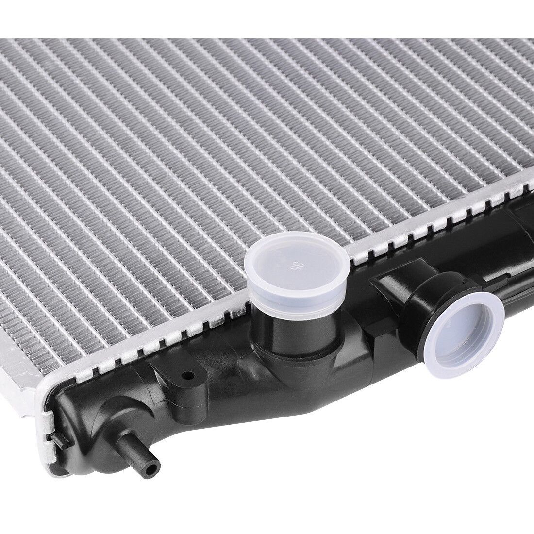 Radiator For 2002-2004 Nissan Frontier SVE Extended Cab Pickup 2.4L 3.3L V6
