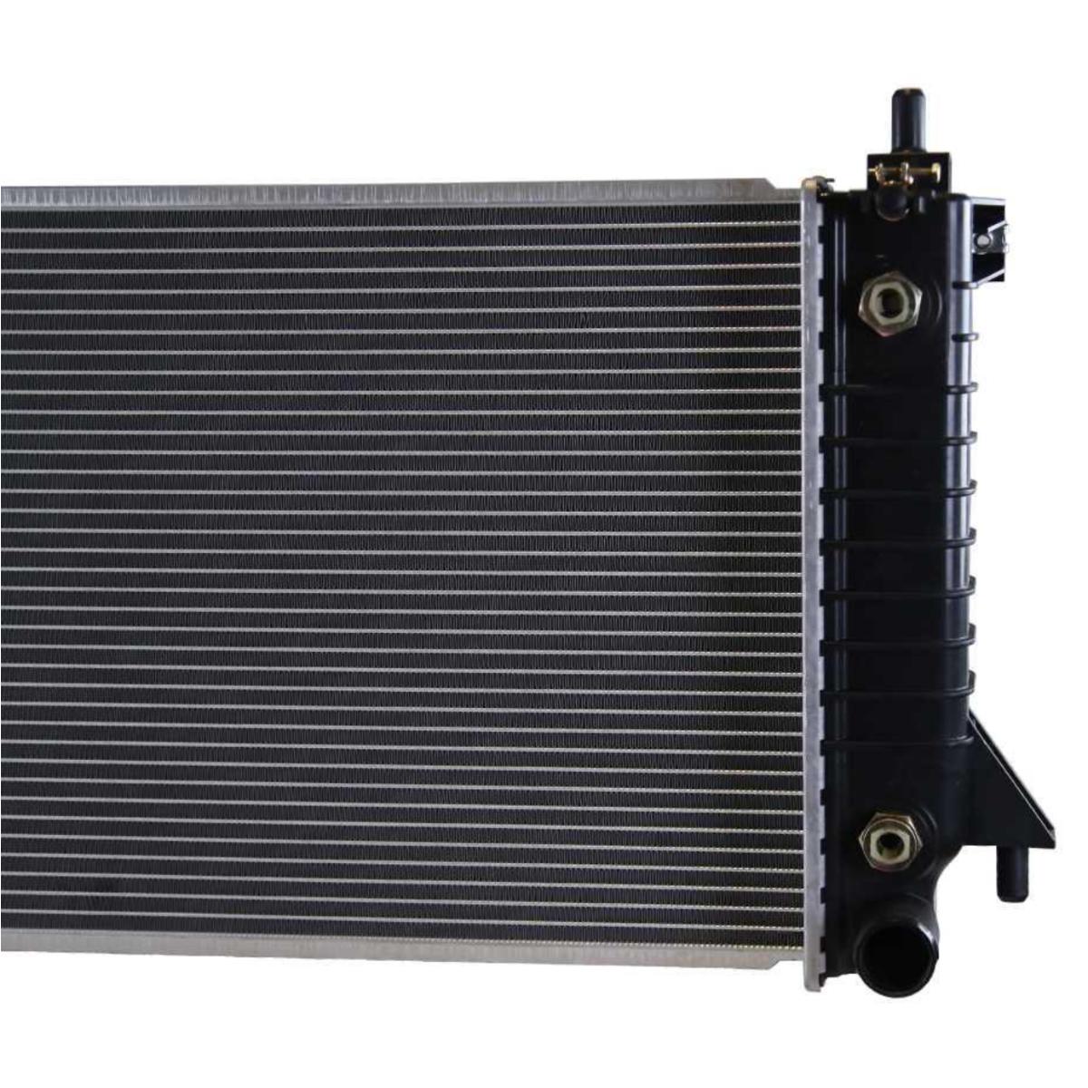 For 1996-2003 2004 2005 2006 2007 Ford Taurus 1996-2005 Mercury Sable Radiator