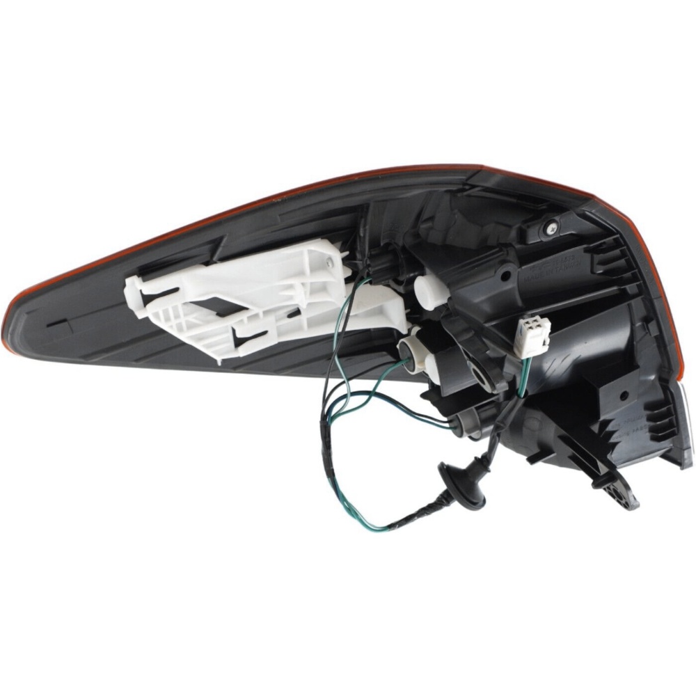 Tail Light For 10-14 Subaru Outback Set Of 2 Driver And Passenger Side Outer