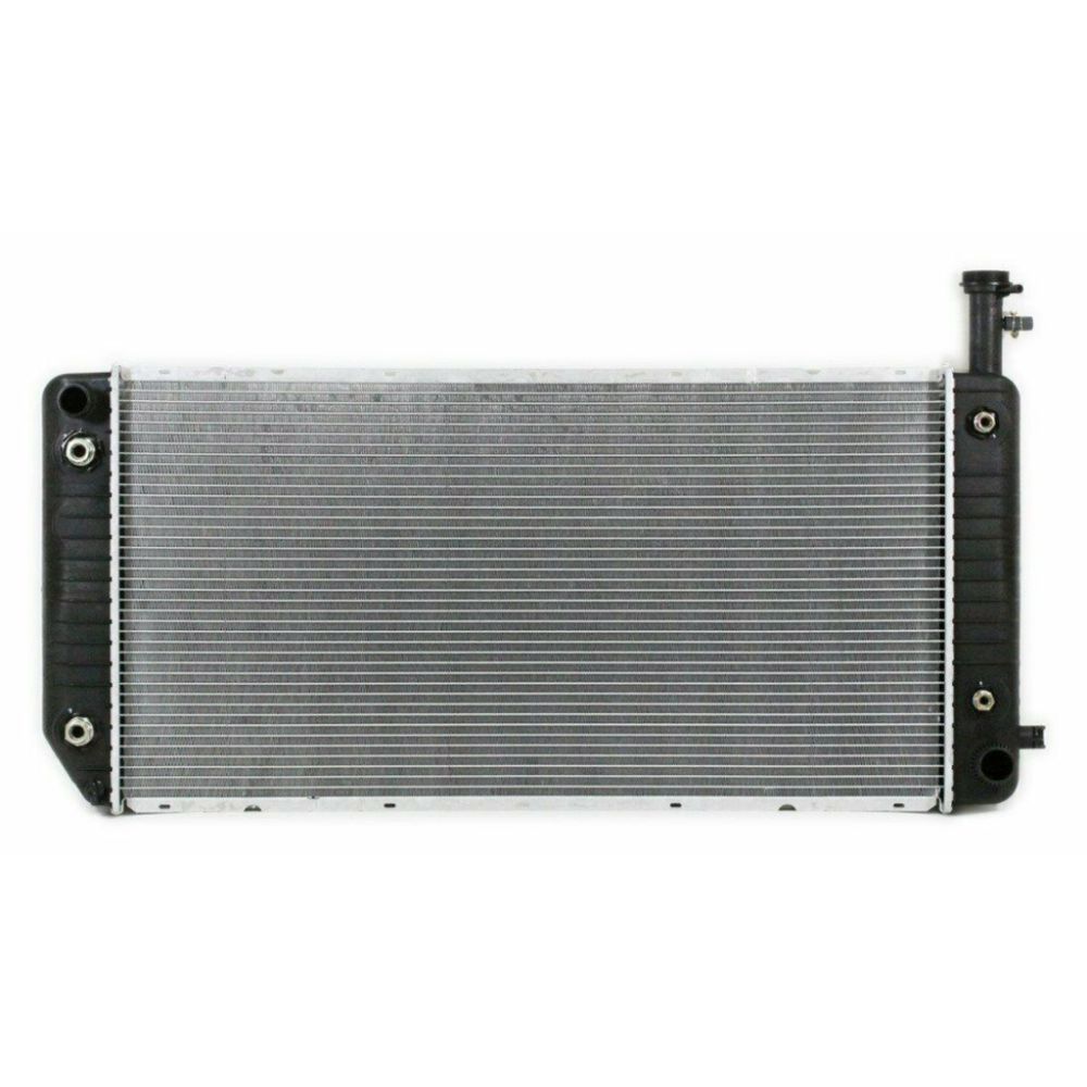Radiator For Express Savana 4.8l 6.0l V8 13476