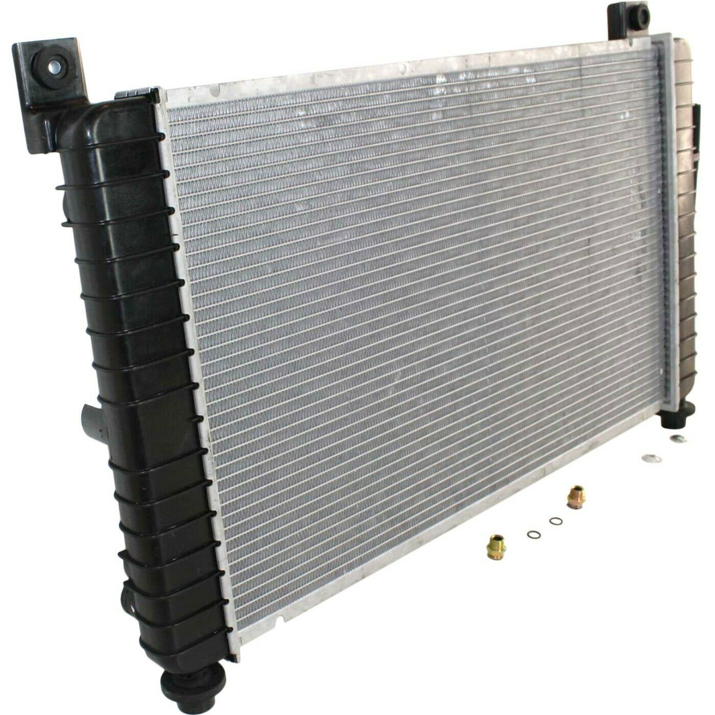 Radiator For Silverado Sierra Suburban Tahoe Yukon Escalade 4.8 5.3 2334
