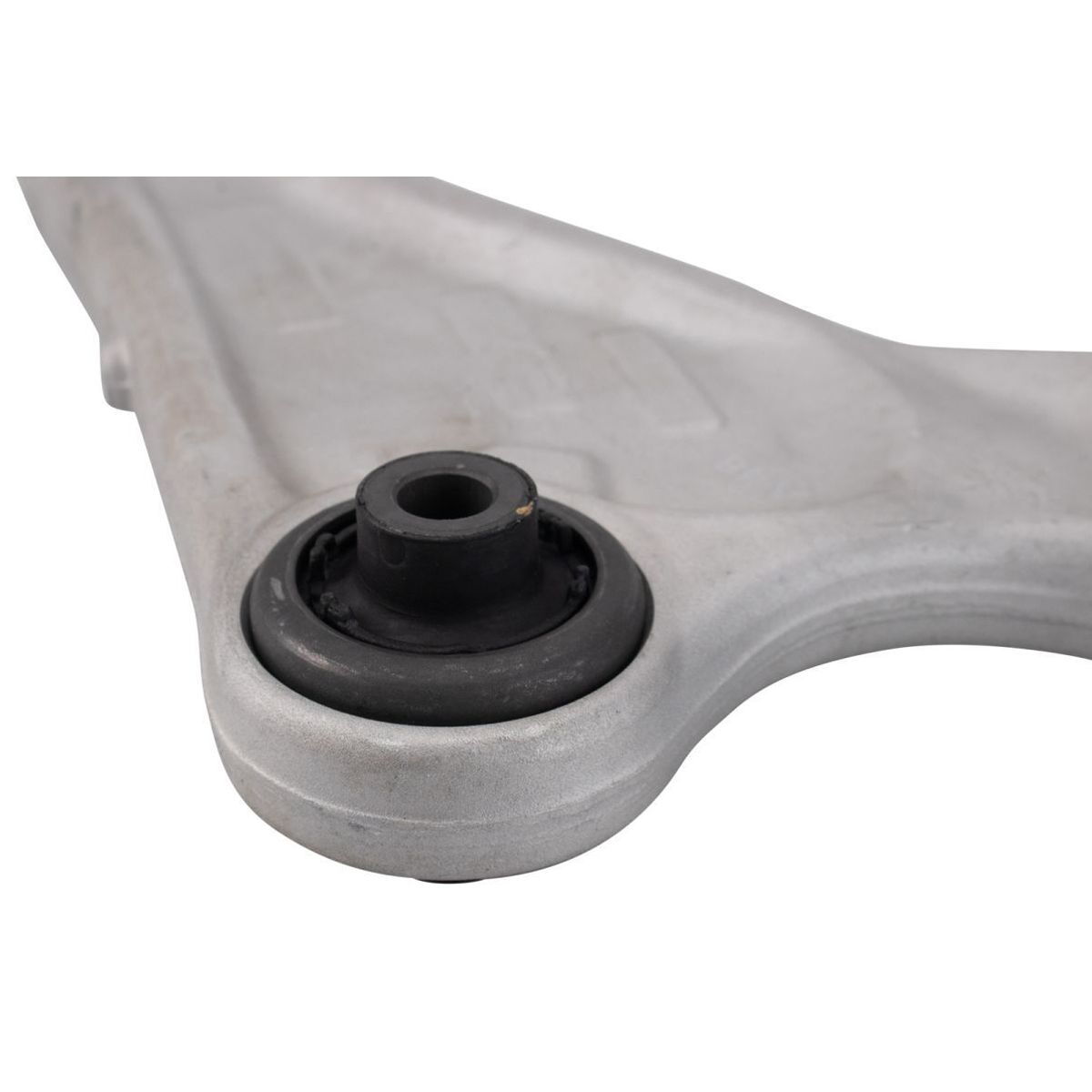 For 16-17 Range Rover Evoque HSE Front Right Lower Control Arm With Ball Joint