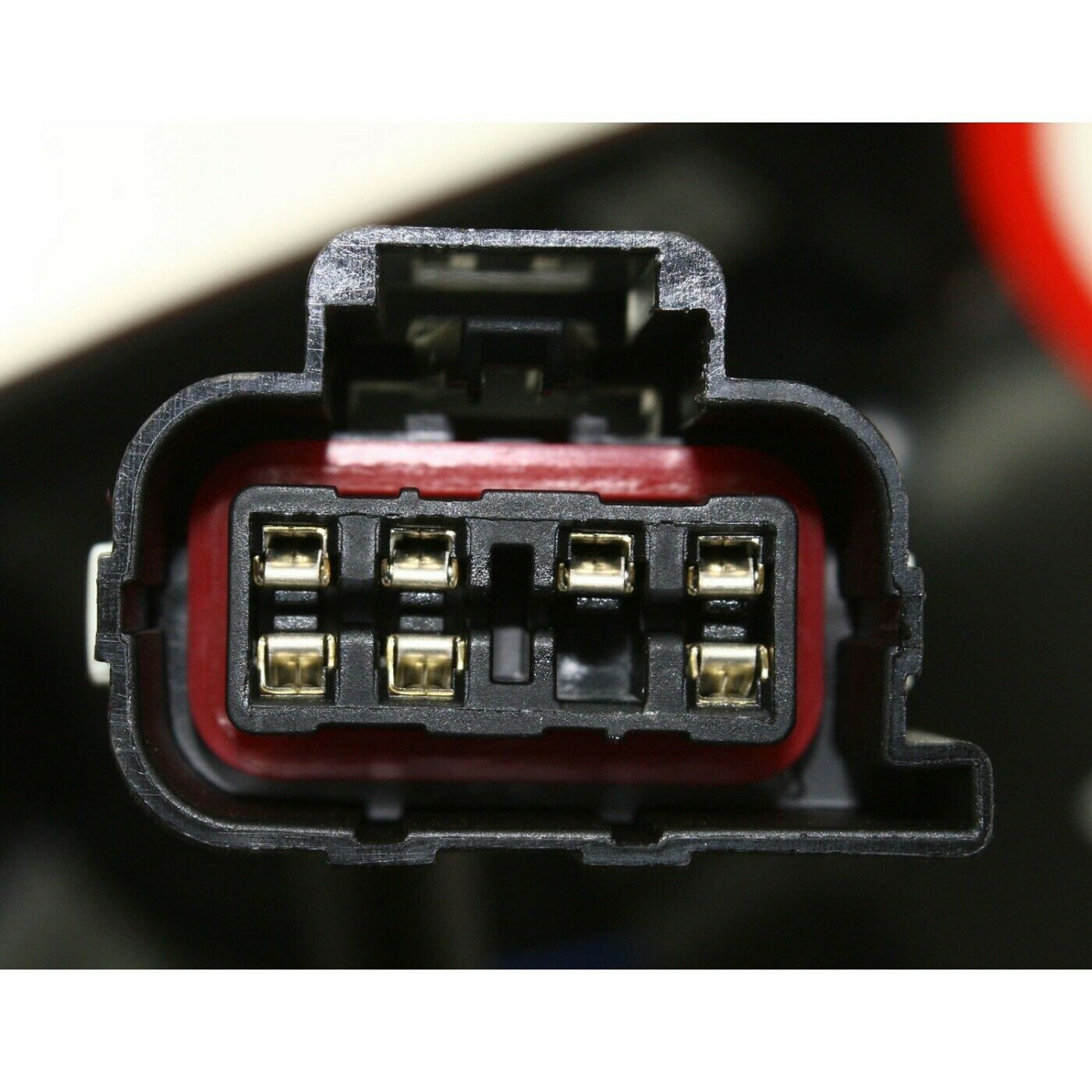2pcs LH&RH Tail Light For 2002-06 Avalanche 1500 2002-06 Avalanche 2500