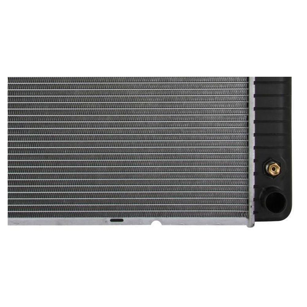 Radiator For Cadillac 00 Escalade Base Chevrolet 93 Blazer Cheyenne 7.4L 5.7L