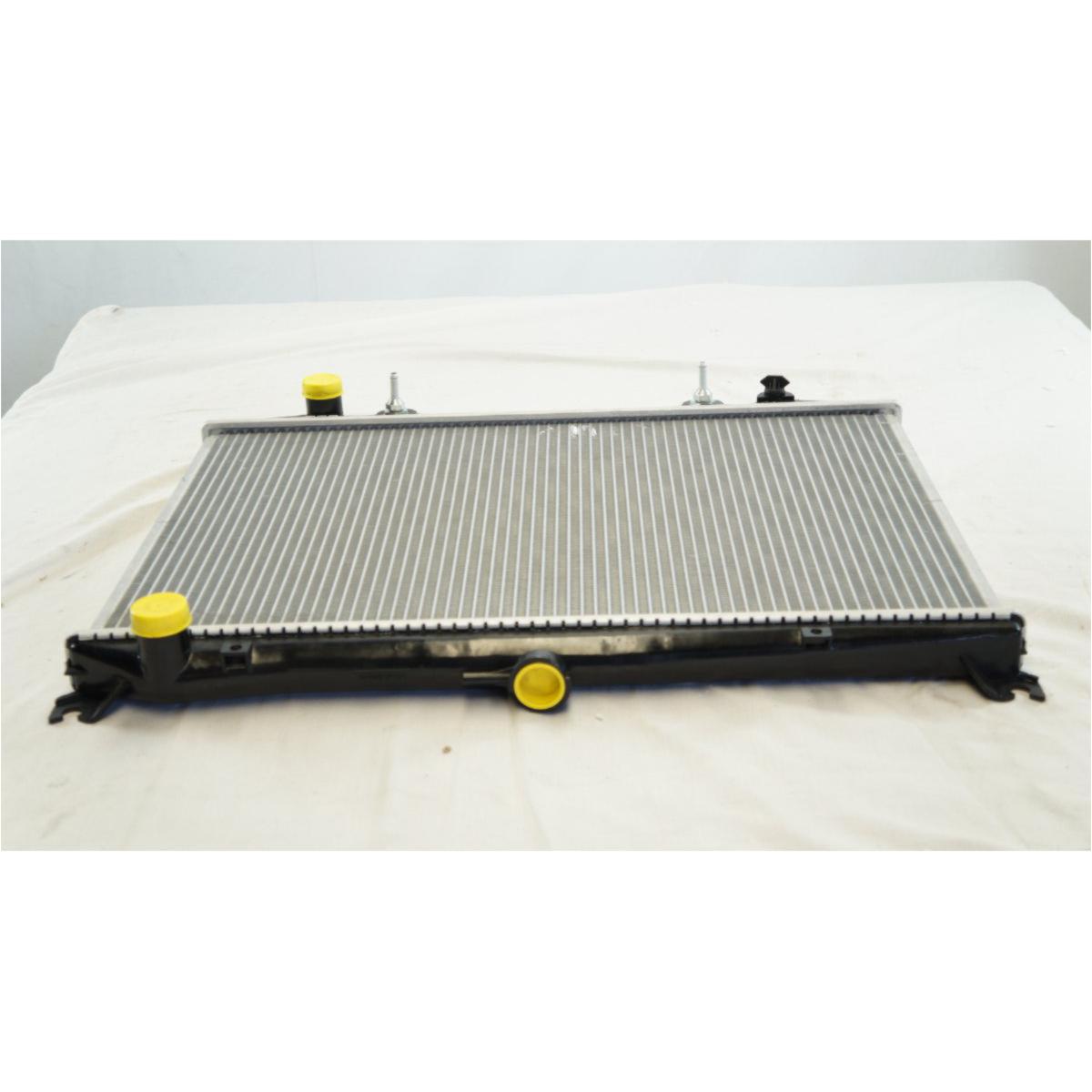 For 86-94 D21 87-95 Pathfinder 95-04 Pickup Automatic 1 Row Automotive Radiator