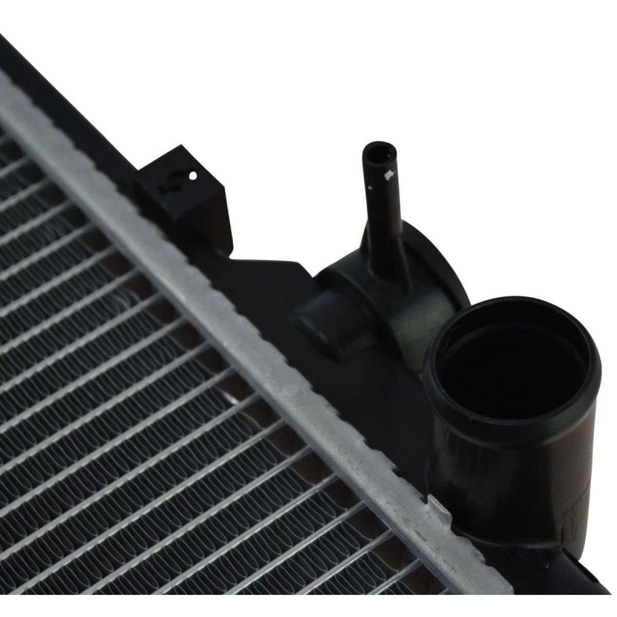 Radiator Assembly For Mitsubishi 03-06 Outlander Sport Utility CU2617 MI3010198