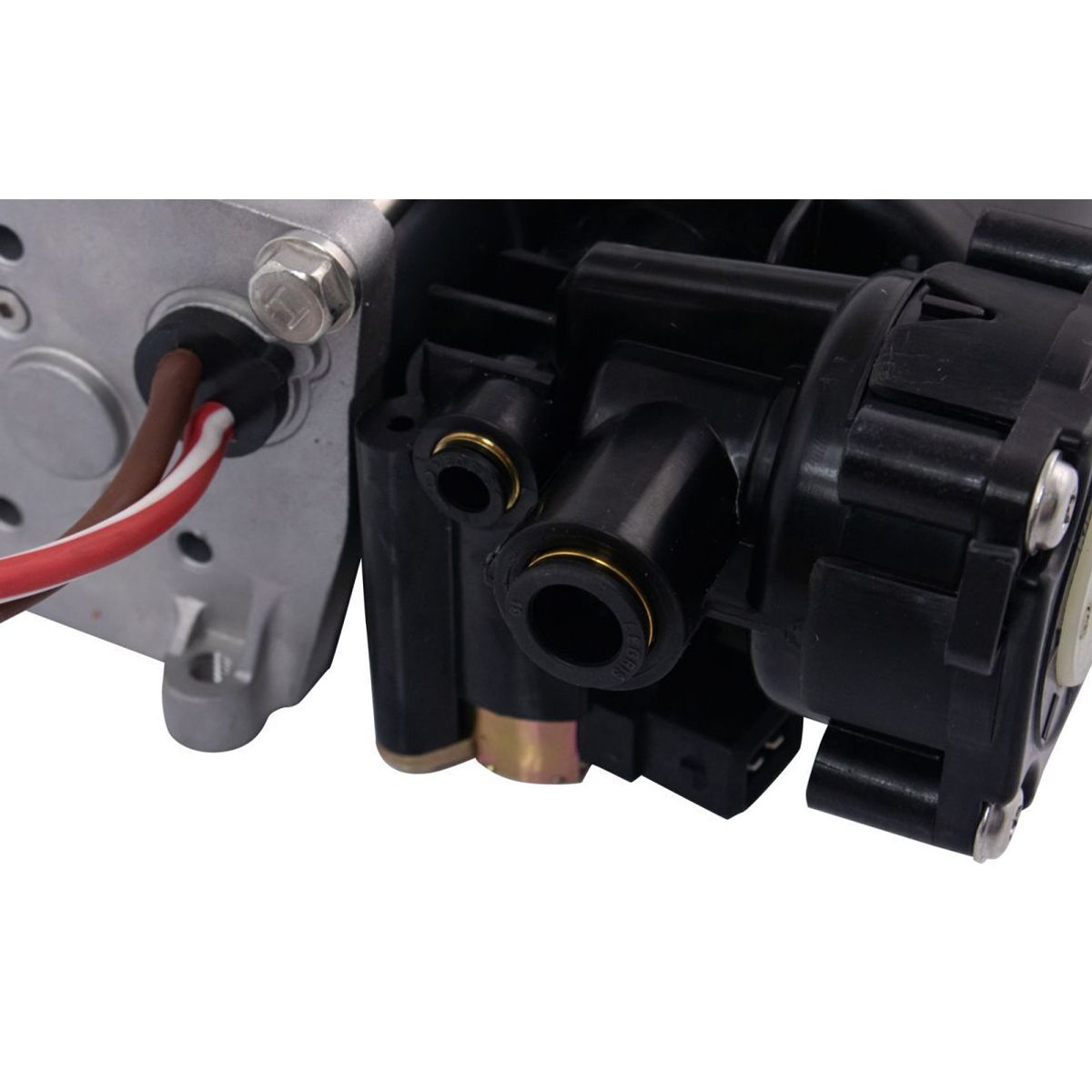 Air Ride Suspension Compressor Pump With Relay For BMW 2000-2006 X5 E53 4-Corner
