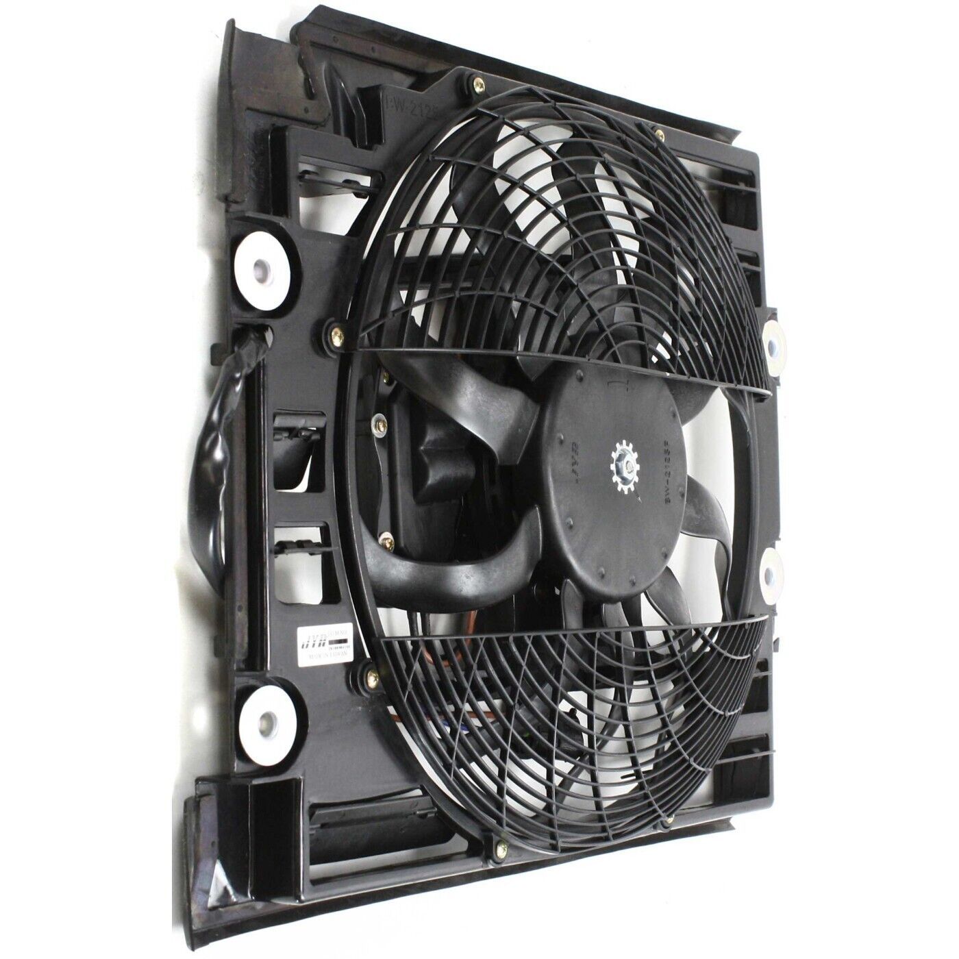 Radiator Pusher Cooling Fan Assembly For 2000-2003 BMW M5 Base Sedan 528It E39