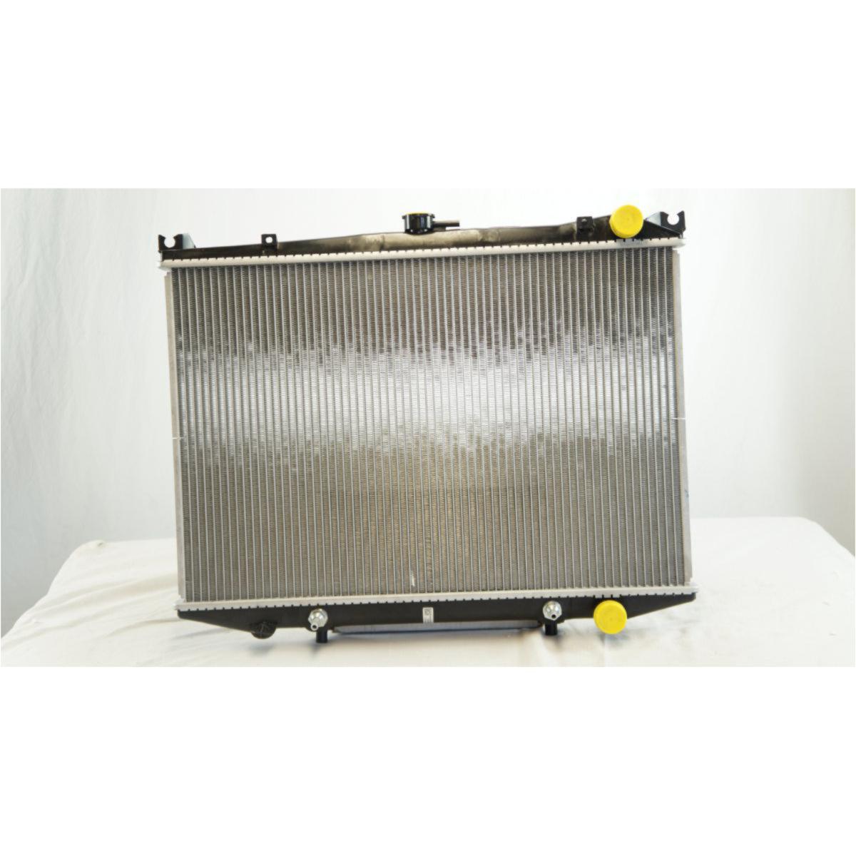 For 86-94 D21 87-95 Pathfinder 95-04 Pickup Automatic 1 Row Automotive Radiator