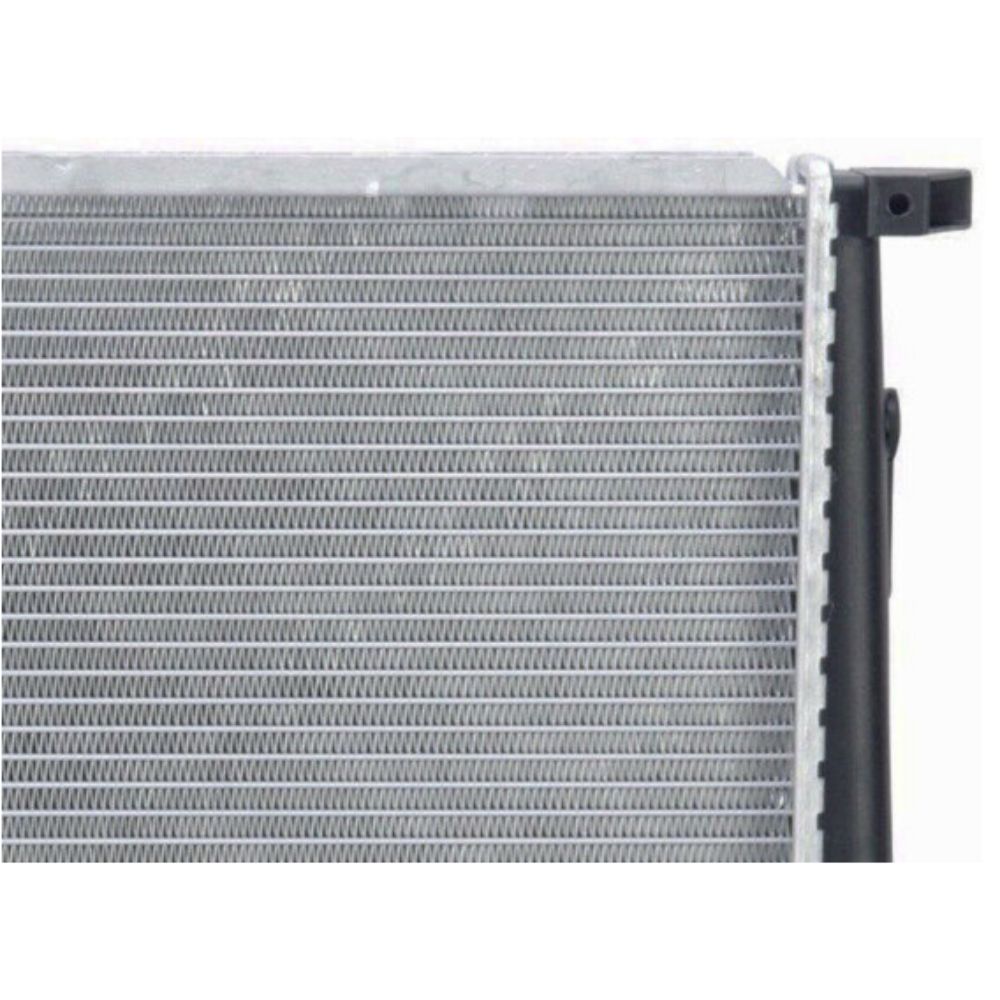 Radiator For 1991-1999 318i 1991-1999 318is 1995-1999 318ti 1996-00 Z3 1.8L 1.9L