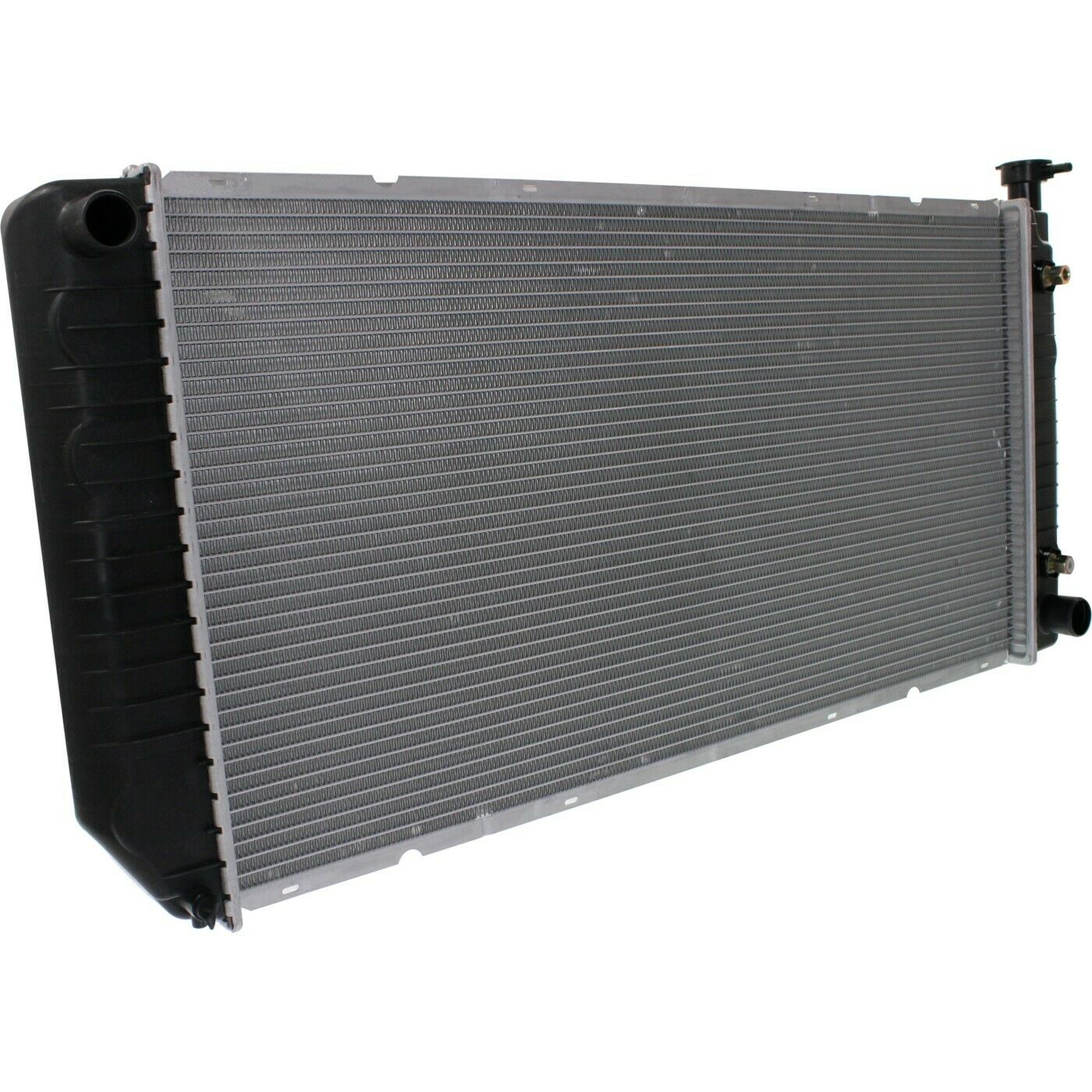 Radiator Aluminum Core Plastic Tank For Cadillac Chevy GMC Pickup Truck SUV